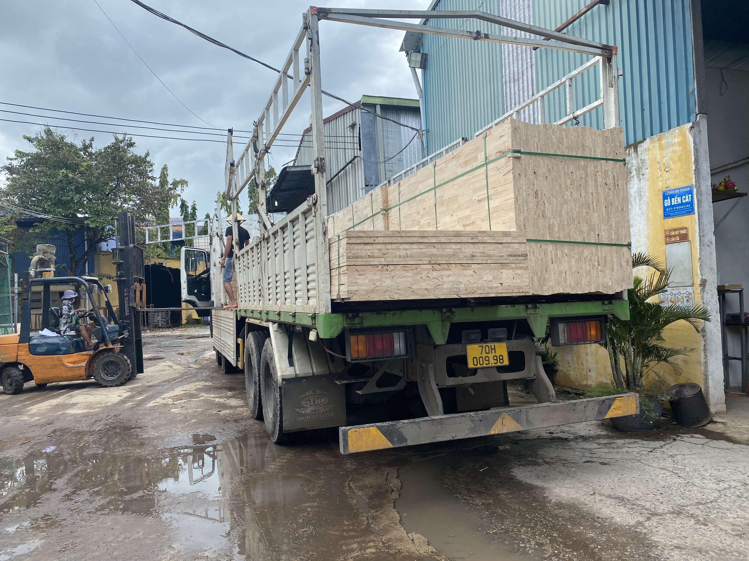 đơn vị bán phôi cao su 